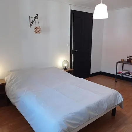 Lumineux T3 Et Deux Chambres Equipes. Apartment *
